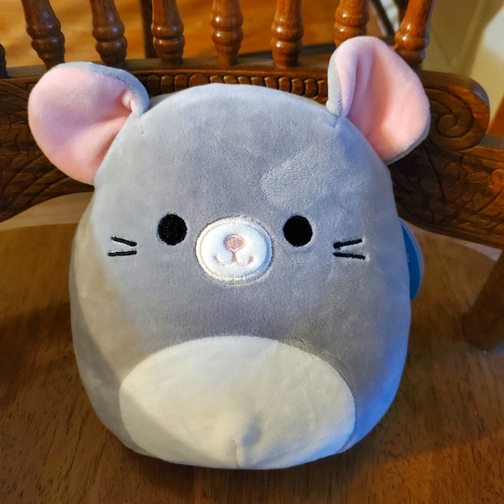 Misty squishmallow